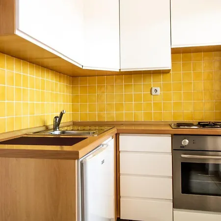 Damir With Balcony In Quiet Area Apartment Baska (Krk)