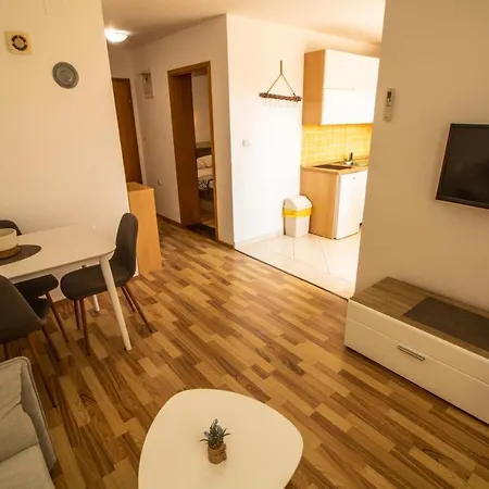 Apartment Damir With Balcony In Quiet Area Baska (Krk)