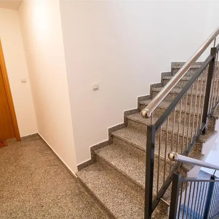 Damir With Balcony In Quiet Area Apartment Baska (Krk)